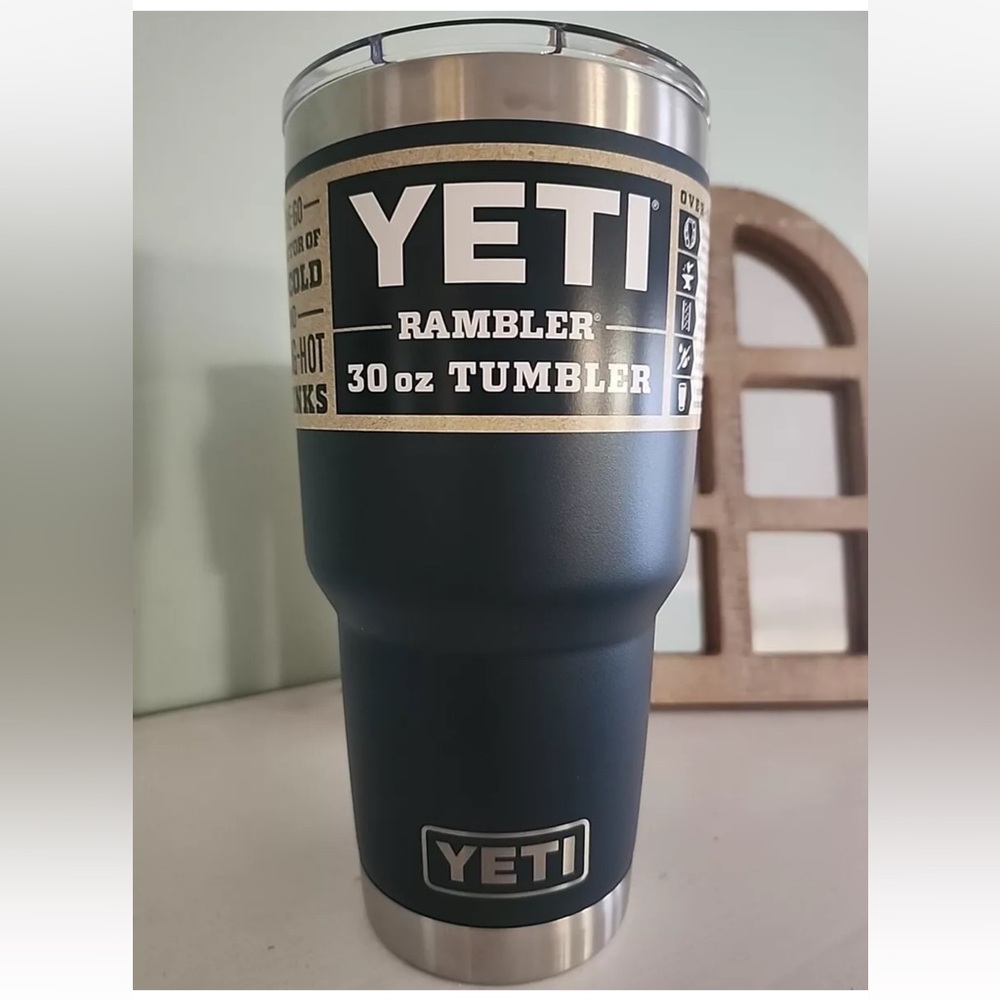 Yeti RamblerTumbler w/MagSlider Lid